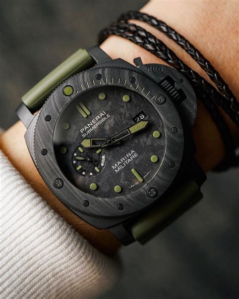 panerai marina 8 days price|panerai marina militare carbotech.